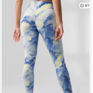 VITALITY: Marble Print Leggings